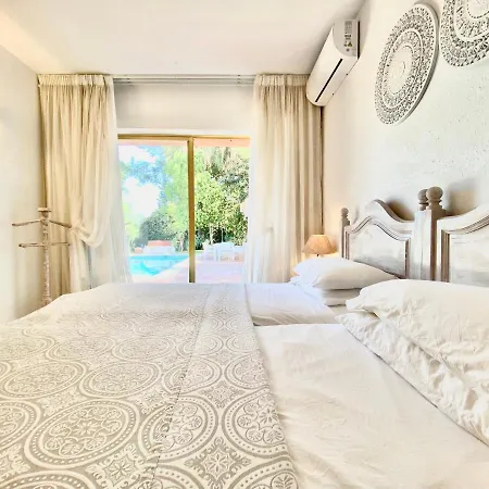 Luxury Panoramic Views In Nueva Andalucia Apartment *