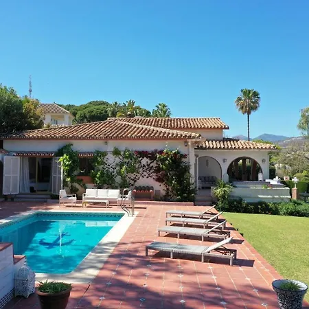 Luxury Panoramic Views In Nueva Andalucia Apartment Marbella