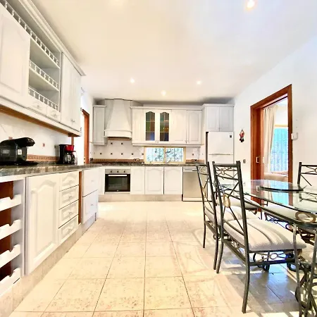 Luxury Panoramic Views In Nueva Andalucia Apartment