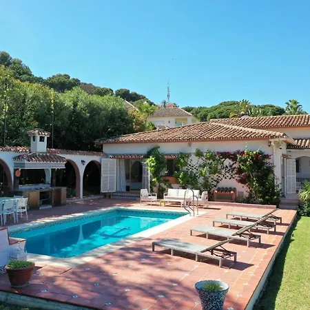 Luxury Panoramic Views In Nueva Andalucia Apartment *