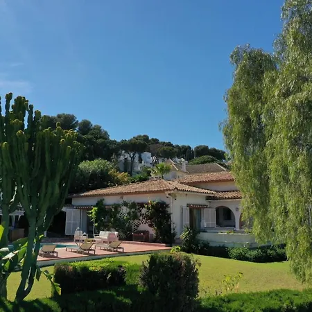 Luxury Panoramic Views In Nueva Andalucia Apartment *